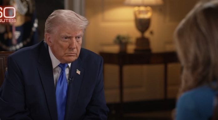 Trump, în emisiunea „60 Minutes”, i-a criticat pe unii jurnalişti, apoi a solicitat organizarea unei noi cine a corespondenţilor de la Casa Albă în termen de 30 de zile/ VIDEO