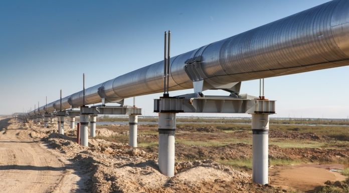 Bloomberg: Ucraina se așteaptă ca livrările de petrol prin Drujba să fie reluate mâine