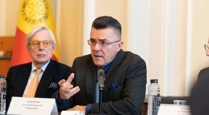 AUR: Aproximativ două treimi dintre români se opun sprijinului României pentru războaiele din Ucraina şi Iran/ Dan Dungaciu: Românii nu vor război! Prăbuşirea încrederii în instituţii arată ruptura gravă dintre stat şi cetăţeni