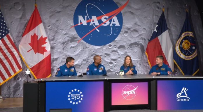 Astronauții Artemis II descriu momentul critic al revenirii pe Pământ: „Ca și cum ai sări de pe un zgârie-nori”