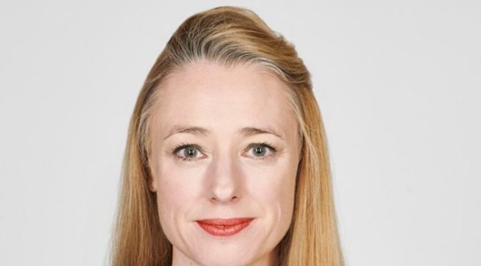 OMV numește prima femeie la conducere. Cine este Emma Delaney, noua șefă a gigantului austriac