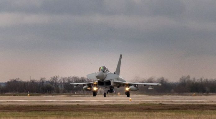 UPDATE – Noi atacuri ale Rusiei în Ucraina – 15 drone urmărite de radarele de la sol, dar niciuna nu a intrat în spaţiul aerian românesc / Două aeronave militare, ridicate de la sol / Explozii raportate în localitatea Ismail / Un apel la 112