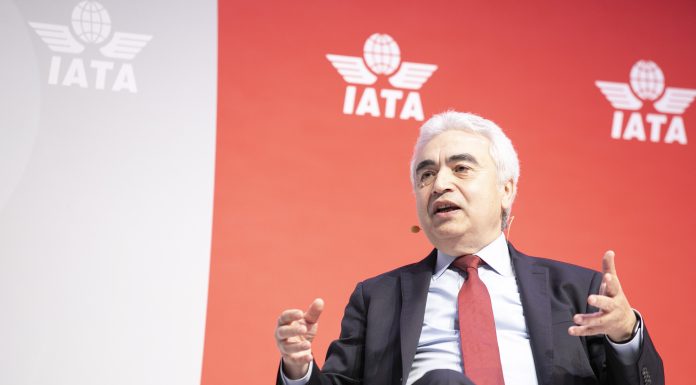 Europa mai are „probabil vreo 6 săptămâni” de combustibil pentru avioane, avertizează şeful agenţiei internaţionale pentru energie