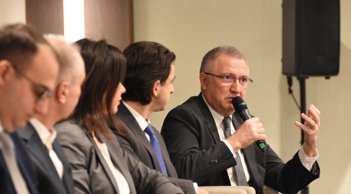 VIDEO Există viață după IMM Invest. Cătălin Leonte, Director General FNGCIMM: Putem să dăm garanții de la câteva mii de lei până la de 12,5 milioane de lei pe firmă sau pe grup. Am lucrat prin bănci, dar de acum lucrăm și direct cu firmele și puteți să ne