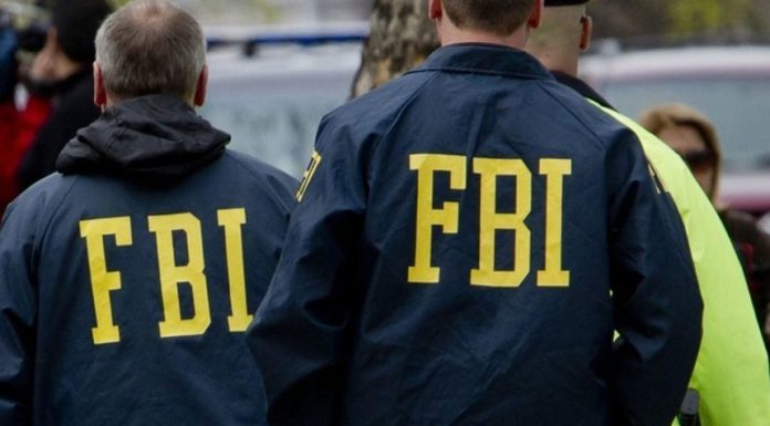Agenţii FBI au mers la o locuinţă din Los Angeles legată de suspectul în cazul împuşcăturilor de la dineul corespondenţilor
