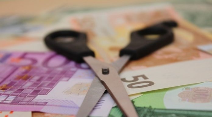 Investițiile străine directe sunt în creștere. Deficitul extern se micșorează