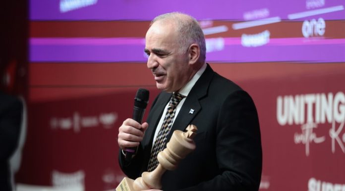 Garry Kasparov: „Cea mai mare greșeală geopolitică a lui Trump a fost să trateze războaiele din Iran și Ucraina separat”