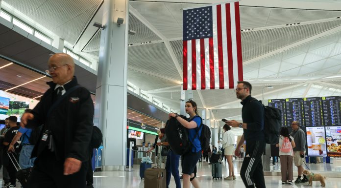 România, noul refugiu pentru americanii dezamăgiți de țara lor. Motivele care îi fac să lase în urmă SUA