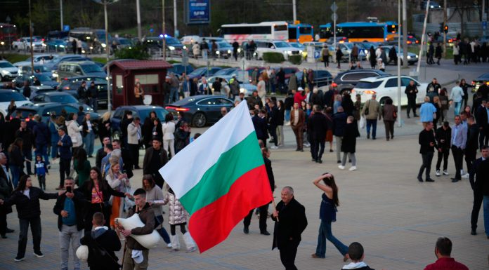 Ce arată ultimele sondaje înainte de alegerile din Bulgaria. Anticipatele ar putea pune capăt anilor de criză politică
