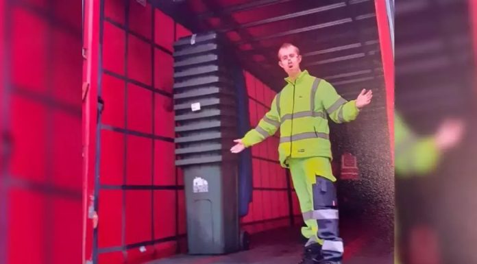 Bryan a visat să devină gunoier încă de la vârsta de doi ani. Cum a fost nedreptățit printr-un gest „crud și nedrept” la maturitate