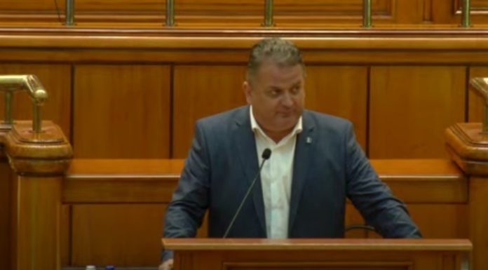 Virgil Guran (PNL): PSD nu trebuia să plece de pe câmpul de luptă acum, pentru că erau foarte multe lucruri de rezolvat / E ca într-o familie, mai spui, mai greşeşti, te mai cerţi, unii, din păcate se mai şi bat, dar familia trebuie să meargă înainte