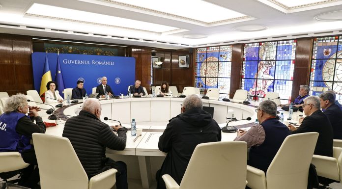 Dragoş Pîslaru: Veniturile aflate în plată în sistemul public nu vor fi diminuate prin aplicarea noii legi a salarizării/ Ce subiecte au mai fost discutate la întlnirea de la Guvern cu reprezentanţii sindicatelor