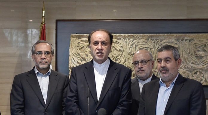 Iranul a încasat primele venituri din taxa de trecere prin Strâmtoarea Ormuz, anunţă vicepreşedintele Parlamentului iranian Hamidreza Hajibabaei