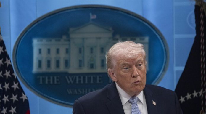Trump cere NATO să redeschidă Strâmtoarea Ormuz „în câteva zile”. Aliații discută o posibilă intervenție navală