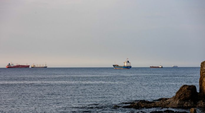 Strâmtoarea Ormuz, „închisă” din nou, anunță presa de stat iraniană