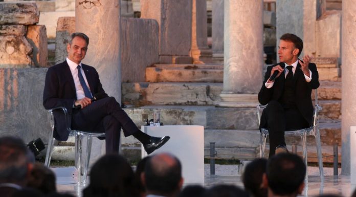 Vizita lui Macron la Atena. Franța și Grecia reînnoiesc angajamentele de apărare reciprocă
