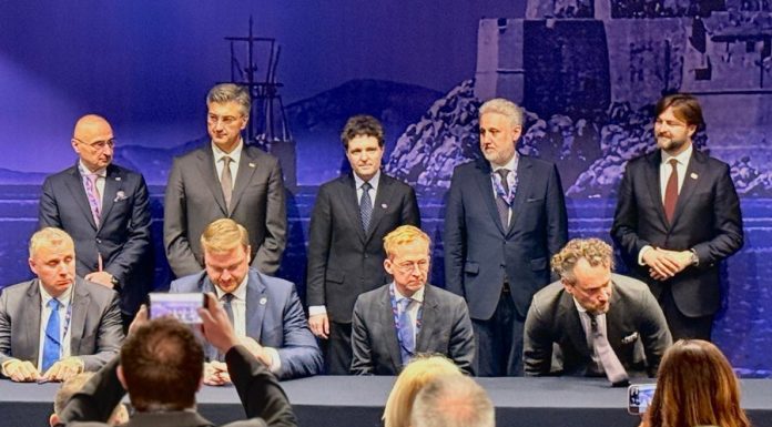 Preşedintele Nicuşor Dan: Memorandum de Înţelegere între Compania Naţională Administraţia Porturilor Maritime Constanţa şi Autoritatea Portului Rijek, semnat în marja Summitului Iniţiativei celor Trei Mări