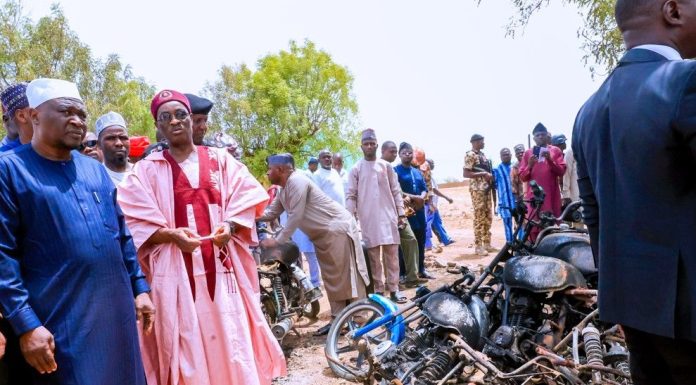 Militanții Statului Islamic au ucis cel puțin 29 de persoane într-un atac asupra unui sat din Nigeria