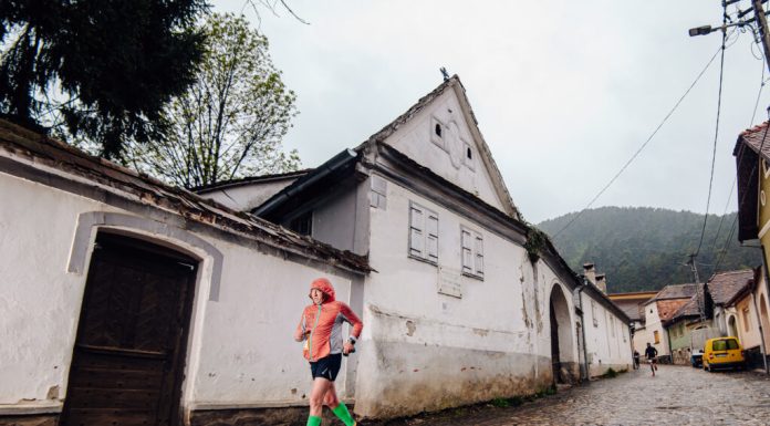 Urme Pe Play: 1.000 de alergători la etapa de maraton a Campionatelor Naționale de Alergare Montană