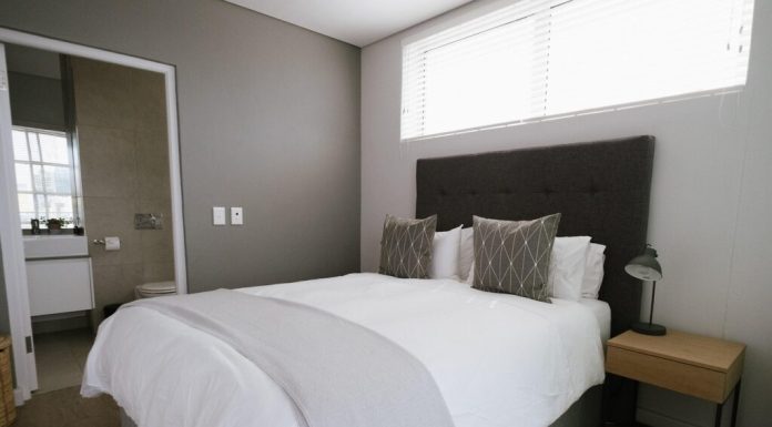 Adio unei practici foarte des întâlnite în hoteluri: Uniunea Europeană elimină acest element din camerele de hotel