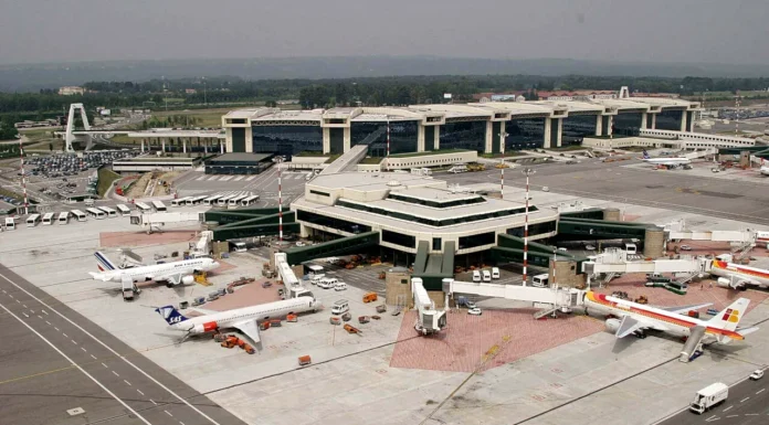 Războiul din Iran amenință aviația europeană. Companiile aeriene cer ajutorul UE. Există riscul unei penurii de kerosen în trei săptămâni