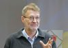 Opinii: Limitele umanului și datoria publică