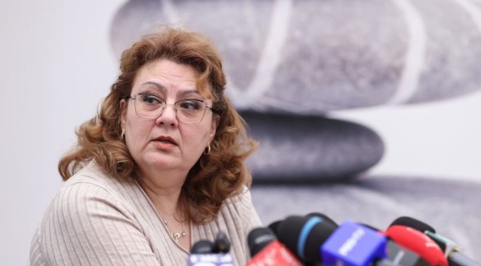 Dr. Sandra Alexiu: Lipsa vaccinării ROR înseamnă să te confrunţi cu epidemii de rujeolă/ Boala poate apărea la copii cu vârste mici la care nu se pot vaccina / Cele mai mici rate de vaccinare sunt în Banat şi în Bucovina
