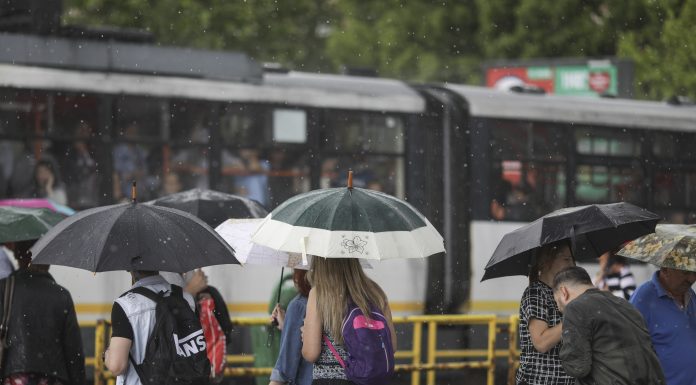 Vremea azi, 18 aprilie. Temperaturile urcă la 23 de grade, dar vin averse și vijelii în unele regiuni