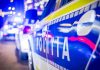 Mai mulți petrecăreți din Sectorul 4 au atacat o mașină de poliție cu pietre. Ce au făcut oamenii legii