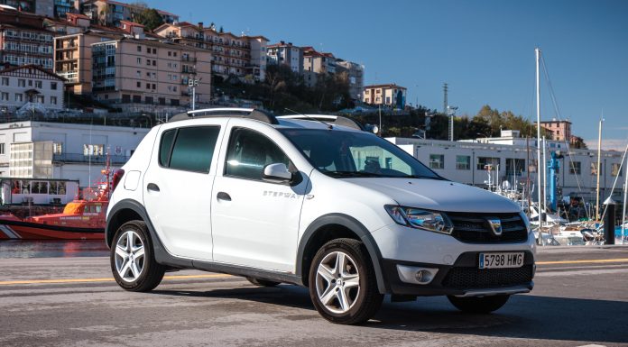 Dacia Sandero, lăudată de germani. Mașina românească, pe locul doi în topul celor mai bune opțiuni second-hand