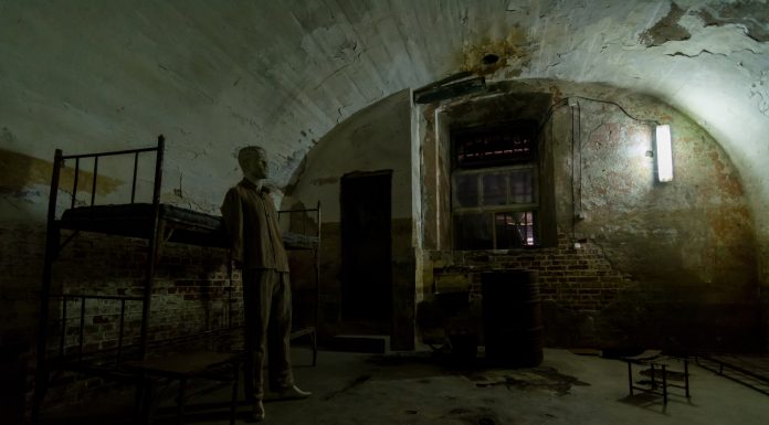 Un muzeu de stat promovează memoriile unui securist care a terorizat oamenii de cultură. Reacția IICCMER: ”O rușine imensă”