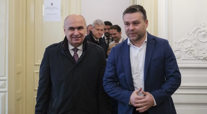 Ciprian Ciucu: Dacă PSD vine la gânduri mai bune, noi nu renunţăm la Ilie Bolojan, să fie clar, nu pică Guvernul, dar renegociem protocolul pentru că avem nevoie de un protocol nou, cu termene asumate şi cu responsabilităţi clare