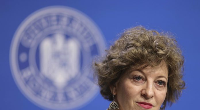 A sosit momentul să punem capăt risipei, să luăm măsurile necesare în beneficiul României, nu al băieților deștepți, spune vicepremierul Oana Gheorghiu. Sunt vizate peste 1.500 de companii cu pierderi