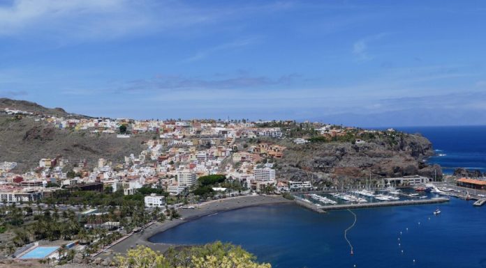 Spania: Un autocar cu turiști s-a răsturnat în Insulele Canare. O persoană a murit și trei au fost rănite grav