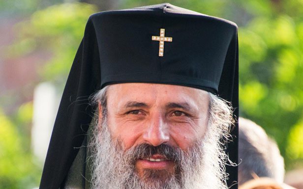 IPS Teofan, mitropolitul Moldovei, în Pastorala de Paşte: Dacă pacea, nădejdea, bucuria şi dragostea ne cuprind, ne simţim mai liberi faţă de constrângerile lăuntrice sau exterioare