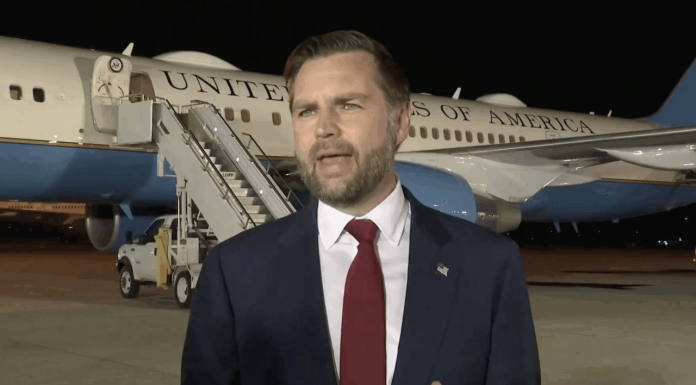 Negocieri cruciale la Islamabad. Delegaţia Iranului are 71 de persoane, inclusiv experţi tehnici. JD Vance întâmpinat de șeful armatei pakistaneze