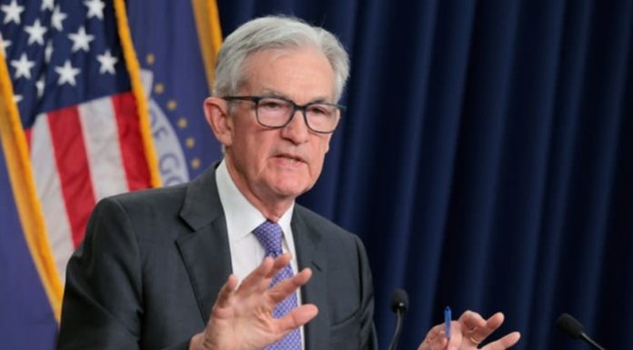 Jerome Powell îşi anunţă retragerea din funcţia de preşedinte al Fed, dar va rămâne în Consiliul guvernatorilor, spre marea nemulţumire a lui Trump