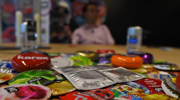 NYTimes: cel mai mare producător de prezervative din lume crește prețurile cu 30% din cauza războiului din Iran