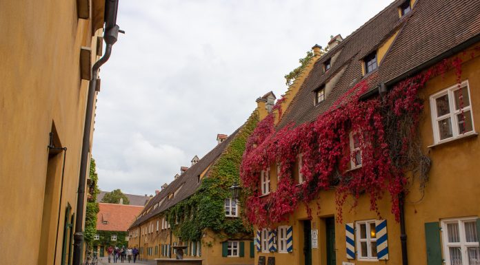 Localitatea din Europa unde oamenii plătesc o chirie de 88 de cenți pe an. Prețul nu a mai fost schimbat de peste 500 de ani