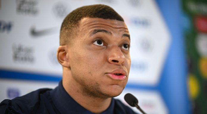Îngrijorare la naţionale Franţei: Kylian Mbappe a cerut să fie schimbat la finalul meciului Real Madrid-Betis Sevilla. El a acuzat dureri la ischiogambieri