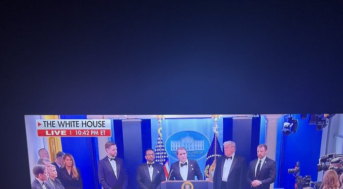 Focuri de armă la Casa Albă – Trump spune că incidentul a fost o „experienţă destul de traumatizantă” pentru Prima Doamnă. El cere americanilor să „rezolvăm diferenţele”