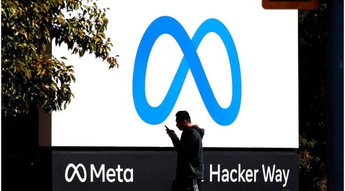 Meta blochează reclamele care caută clienți pentru a da compania în judecată