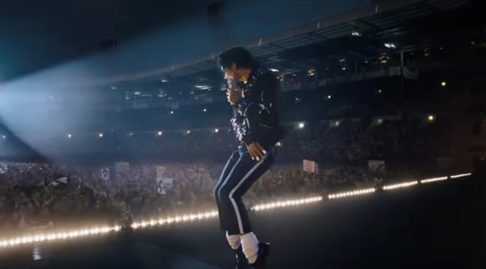 Familia Jackson s-a alăturat fanilor la Berlin pentru premiera mondială a filmului biografic despre Michael Jackson. Jaafar Jackson îl interpretează pe unchiul său, Michael. Filmul are toate şansele de a bate recordul de debut