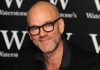 Michael Stipe a anunţat primul album solo şi a dezvăluit cine ar trebui, în opinia lui, să-l interpreteze într-un film biografic/ VIDEO