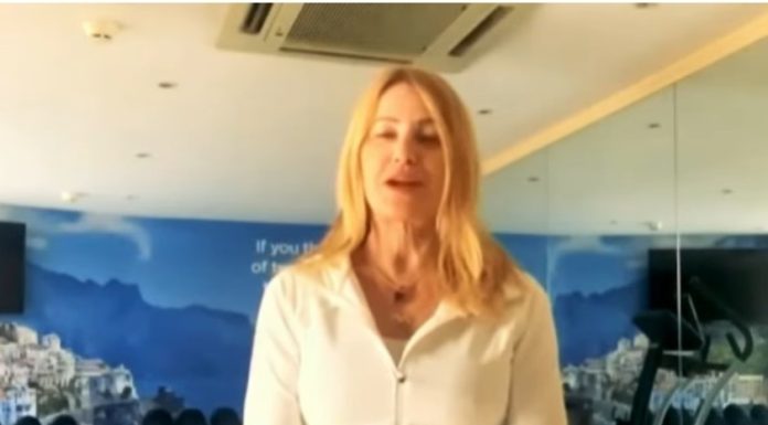 Gala News.ro – Mesajul Nadiei Comăneci: Perfecţiunea nu este un punct final. Este ceva ce construim în fiecare zi cu paşi mici, cu răbdare şi curaj – VIDEO