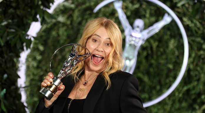 Nadia Comăneci a primit premiul pentru întreaga carieră la Gala Laureus | VIDEO