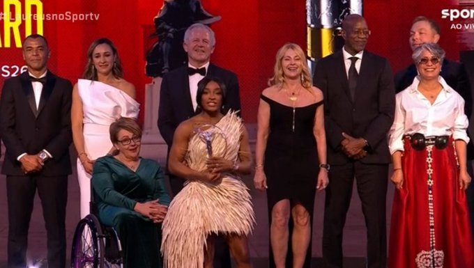 Nadia Comăneci, extrem de emoţionată la gala Laureus: Nu am simţit că tremur aşa de tare nici când a trebuit să evoluez la paralele – VIDEO