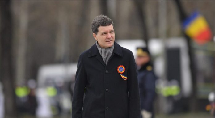 Probe after a post in which a man claims he is raising money to assassinate President Dan