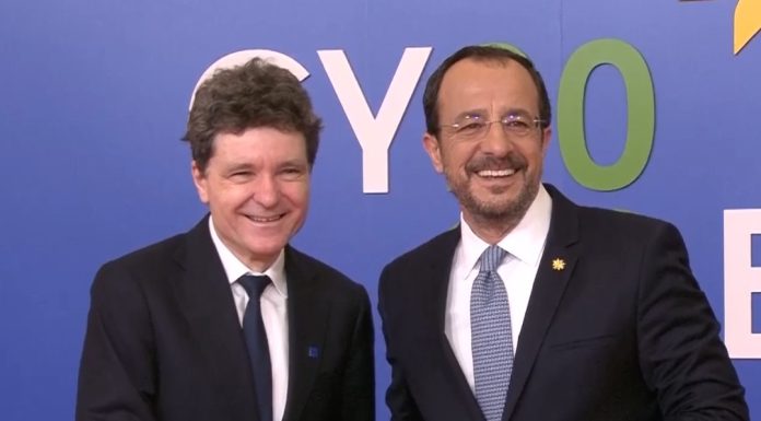 Nicuşor Dan, întâmpinat de preşedintele Republicii Cipru la reuniunea informală a Consiliului European