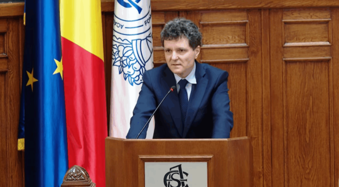 Nicușor Dan vede război la tot pasul: Noi trăim un război informațional / Inclusiv la reclame pe internet